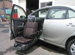 アリオン(助手席リフトアップシート)