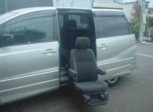 エスティマ(サイドリフトアップシート)