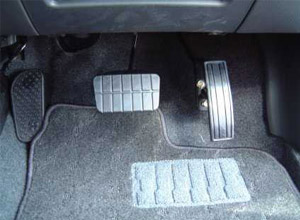 デュエットATタイプ(ペダル延長装置)