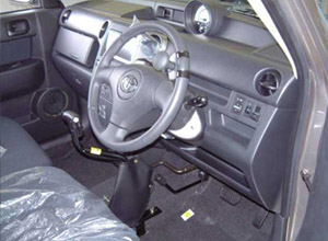 bB 手動運転装置