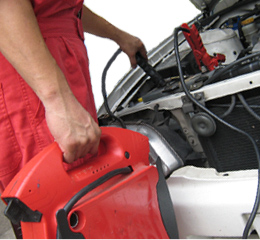 エンジンのかかりが悪い!バッテリー上がり!バッテリージャンピングへ エンジンかからない!バッテリー上がり