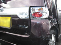 キス凹み板金塗装価格タント