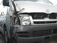 キズへこみ板金塗装レジアスエース